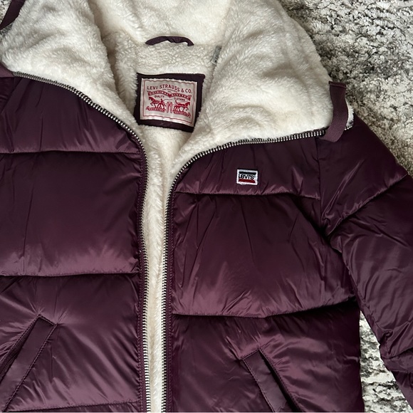 Levi’s winter jacket - Picture 3 of 4